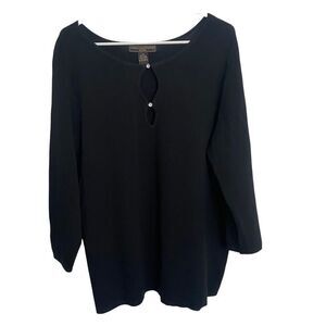 Linda Matthews Top Women 2X Black Knit Keyhole Rhinestone Button 3/4 Sleeve Slit